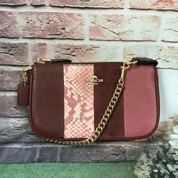 Coach Women’s Large Leather Zip Around Wristlet - Picture 2 of 7